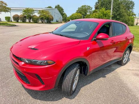 Used 2024 Dodge Hornet GT AWD/4WD image 7