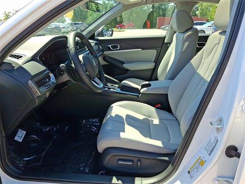 Used 2025 Acura Integra image 9