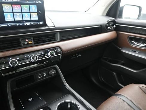 Used 2024 Honda Pilot Elite image 29