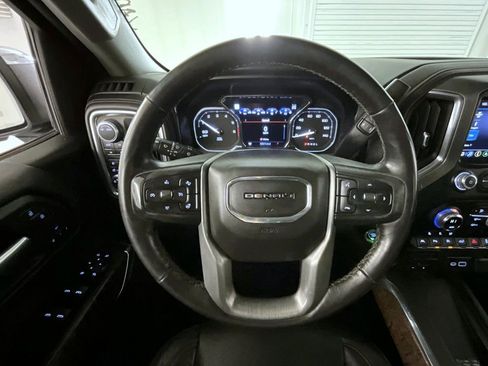 Certified 2020 GMC Sierra 1500 Denali w/ Denali Ultimate Package image 11