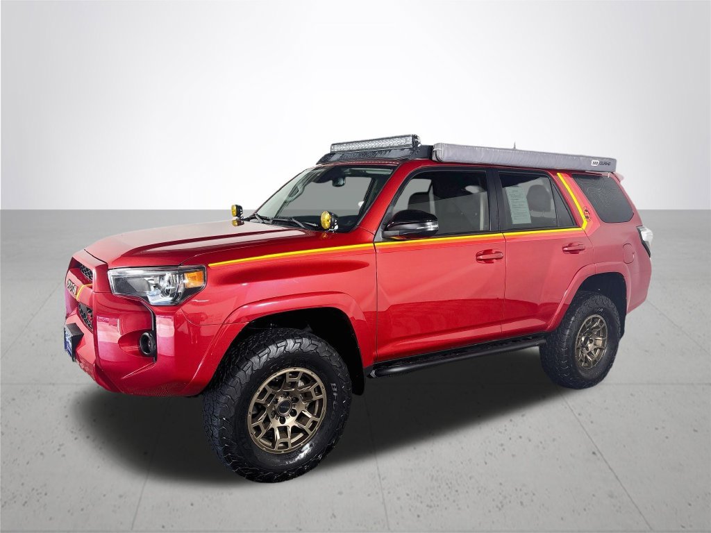 Used 2023 Toyota 4Runner 40th Anniversary SE AWD/4WD image 2
