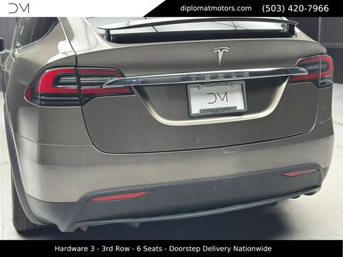 Used 2016 Tesla Model X 75D AWD/4WD image 16