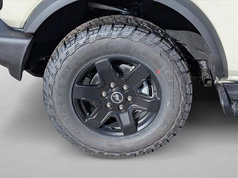 New 2025 Ford Bronco Outer Banks image 10