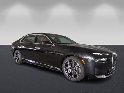 New 2025 BMW i7 eDrive50 w/ Premium Package