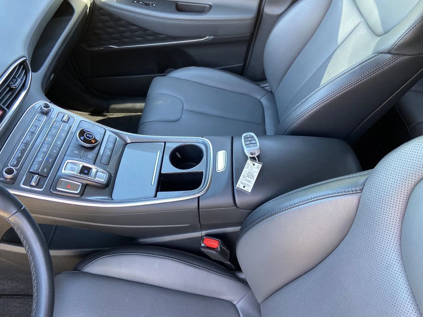 Used 2023 Hyundai Santa Fe SEL w/ Premium Package AWD/4WD image 25