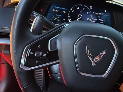 Used 2021 Chevrolet Corvette Stingray Preferred Cpe w/ Z51 Performance Package RWD image 22
