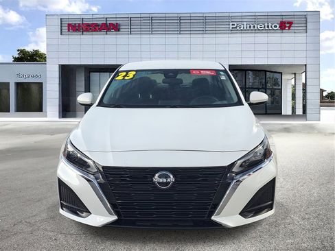 Certified 2023 Nissan Altima 2.5 SV image 2