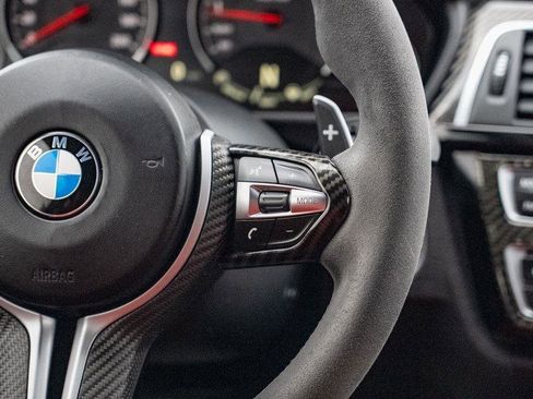 Used 2018 BMW M4 Coupe image 22