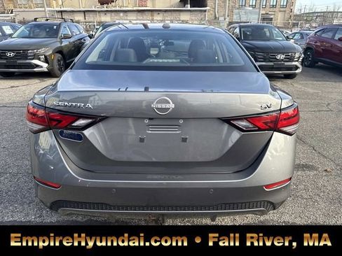 Used 2024 Nissan Sentra SV image 4