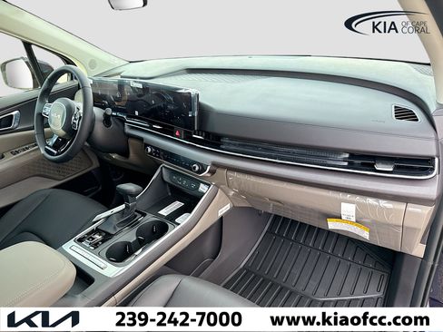 New 2026 Kia Carnival EX FWD image 12