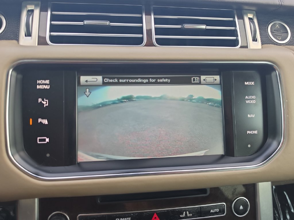 Used 2015 Land Rover Range Rover Autobiography AWD/4WD image 18