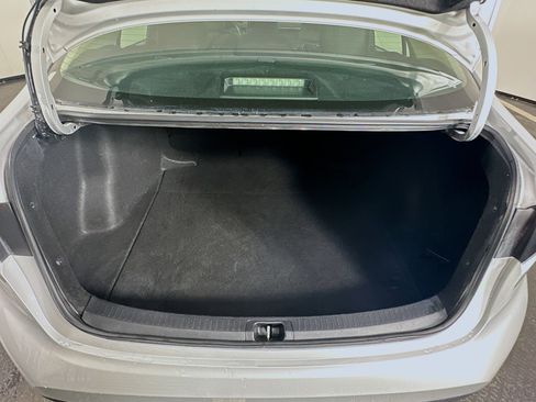 Used 2024 Toyota Corolla LE image 27