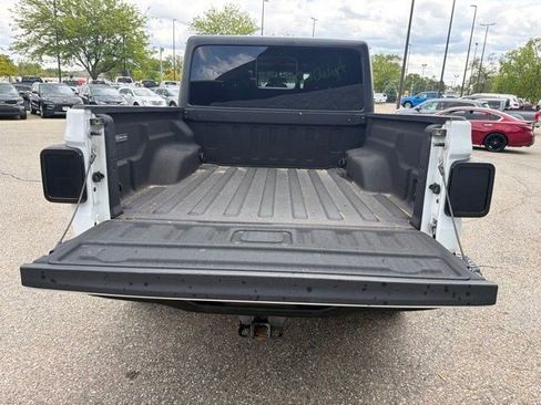 Used 2020 Jeep Gladiator Rubicon w/ Trailer Tow Package AWD/4WD image 16