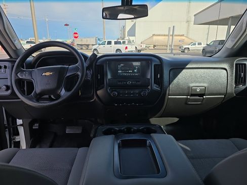 Used 2019 Chevrolet Silverado 2500 W/T w/ WT Convenience Package image 9
