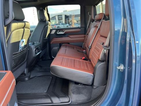 New 2025 GMC Sierra 2500 Denali Ultimate w/ Max Trailering Package image 10