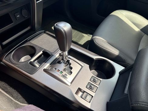 Used 2023 Toyota 4Runner SR5 Premium w/ Moonroof Package RWD image 26