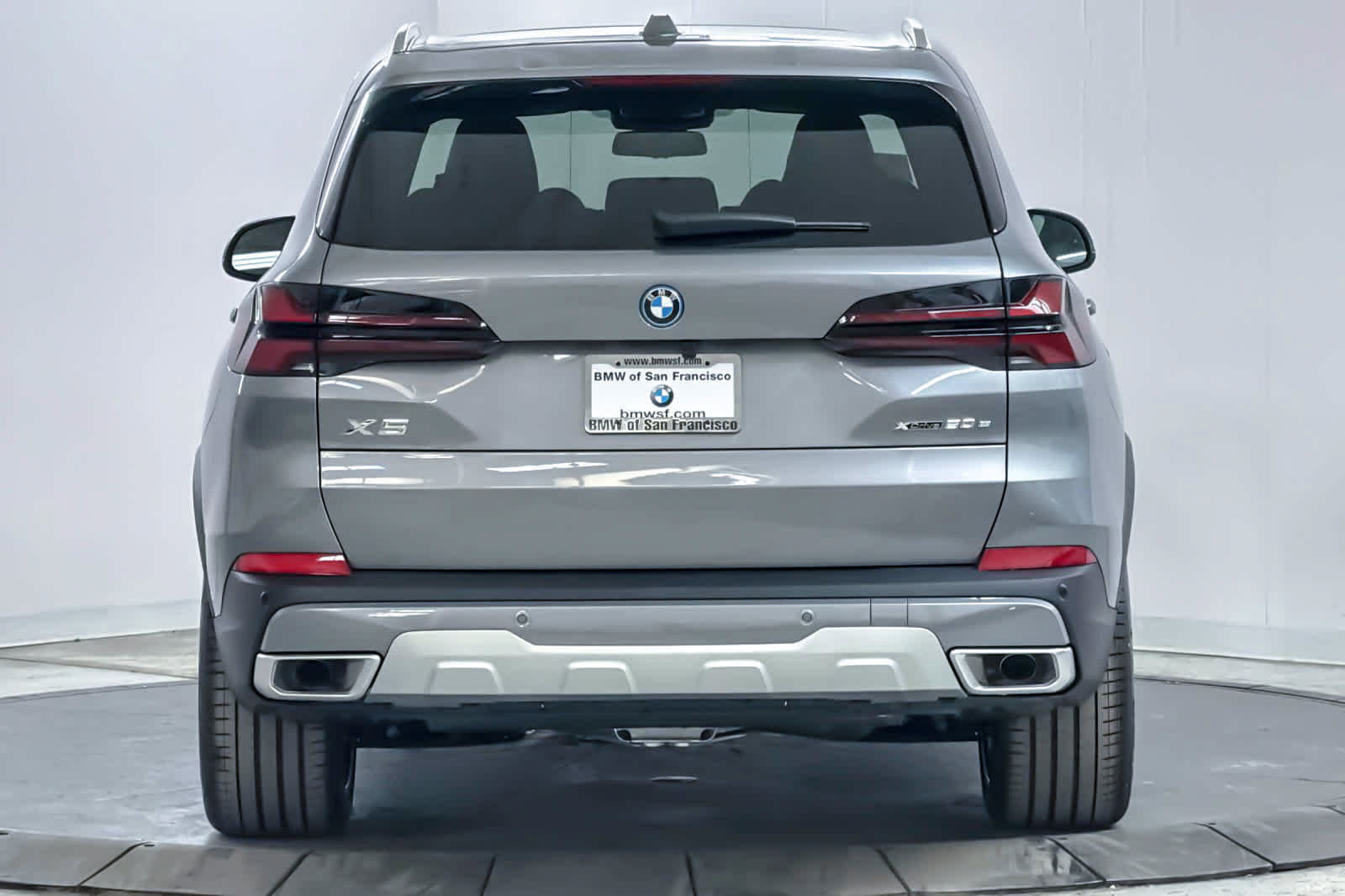 Used 2026 BMW X5 xDrive50e w/ Premium Package AWD/4WD image 7