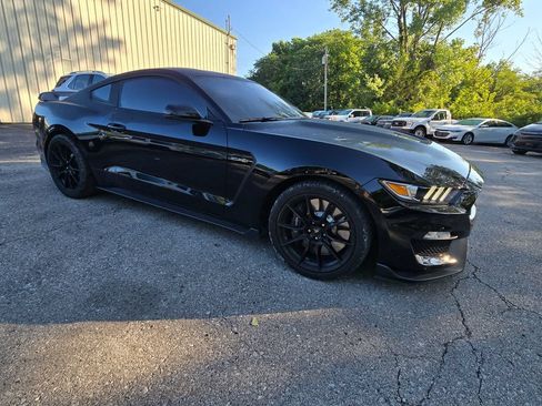 Used 2019 Ford Mustang Shelby GT350 w/ Technology Package RWD image 10