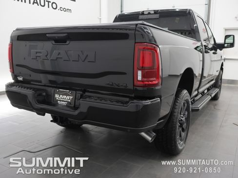 New 2026 RAM 2500 Big Horn AWD/4WD image 4