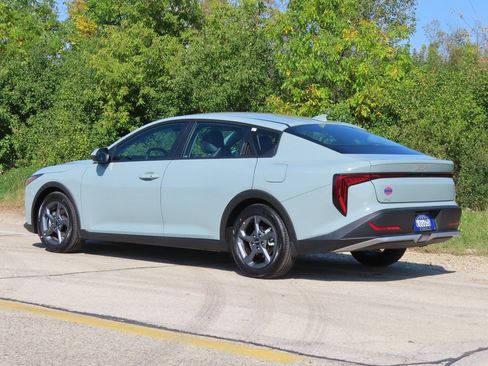 Certified 2025 Kia K4 LXS image 28
