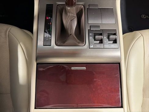 Used 2019 Lexus GX 460 Premium w/ Premium Package image 26