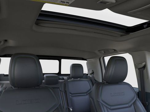 New 2025 Ford Maverick Lobo image 12