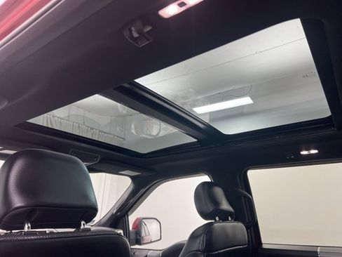 Used 2016 Ford F150 Lariat image 14