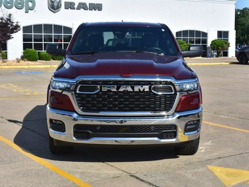 Used 2025 RAM 1500 Big Horn AWD/4WD image 2