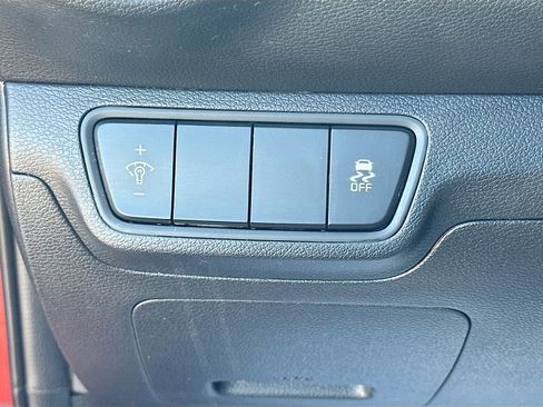 Certified 2022 Kia Forte LXS FWD image 10