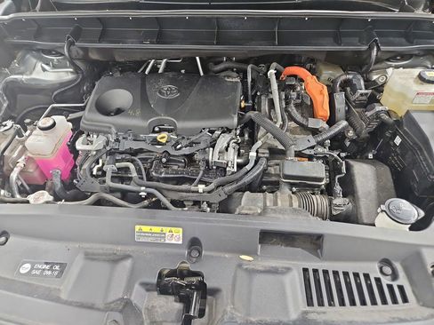 Used 2021 Toyota Highlander XLE image 22