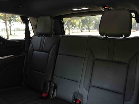 Used 2024 Chevrolet Tahoe RST w/ Luxury Package AWD/4WD image 19