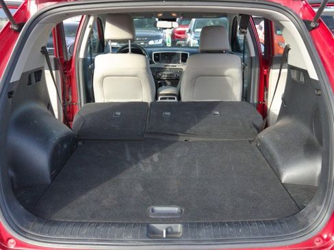 Used 2020 Kia Sportage LX image 25