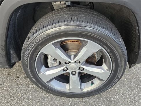 Used 2021 Jeep Grand Cherokee L Limited w/ Trailer Tow Group (B) image 17