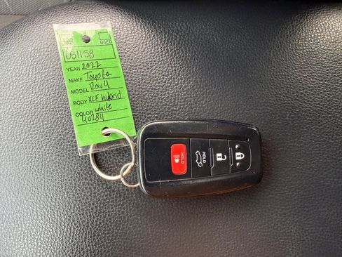 Used 2022 Toyota RAV4 XLE w/ Convenience Package AWD/4WD image 39