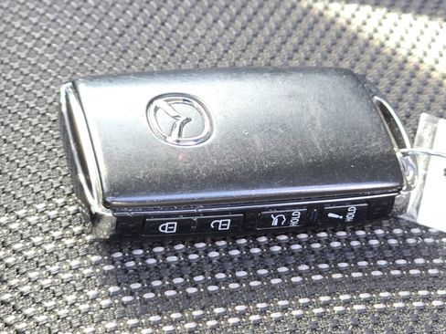 Used 2024 MAZDA CX-50 AWD 2.5 S w/ Premium Package image 43