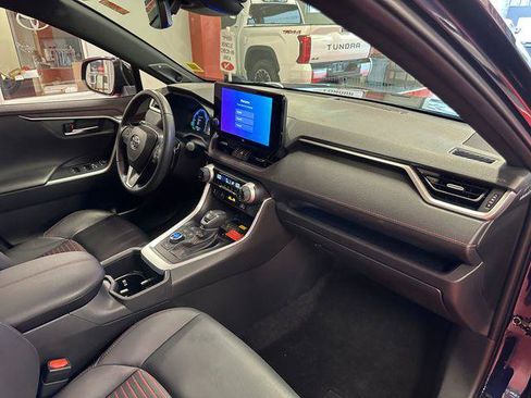 Certified 2023 Toyota RAV4 XSE w/ Weather Package AWD/4WD image 17
