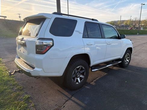 Used 2022 Toyota 4Runner TRD Off-Road Premium image 13