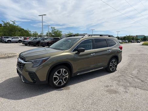 Certified 2024 Subaru Ascent Touring AWD/4WD image 3