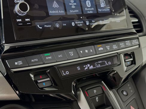 New 2026 Honda Odyssey EX-L image 17