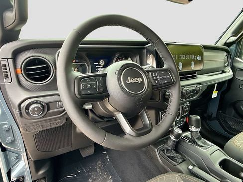 New 2026 Jeep Gladiator Mojave AWD/4WD image 11
