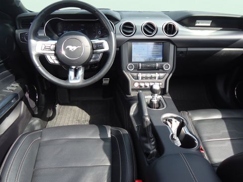 Used 2019 Ford Mustang Premium w/ Equipment Group 201A RWD image 8