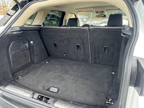 Used 2012 Land Rover Range Rover Evoque Pure image 24