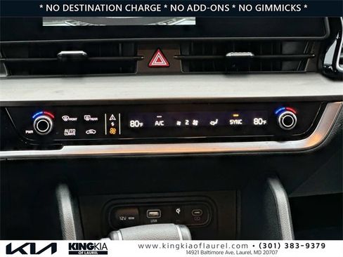 Used 2025 Kia Sportage EX image 5