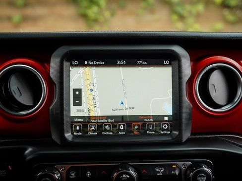 Used 2020 Jeep Gladiator Rubicon image 30