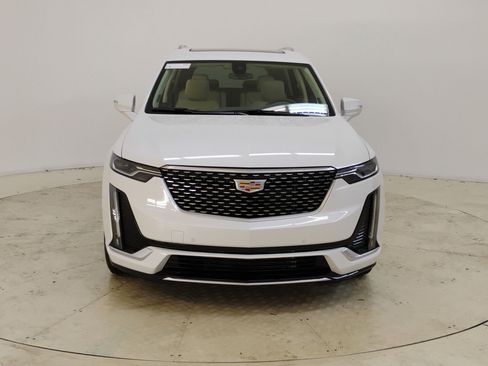 New 2025 Cadillac XT6 Premium Luxury w/ LPO, Floor Liner Package image 4