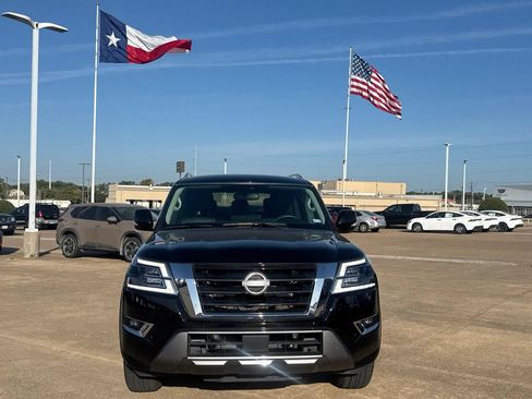 Certified 2024 Nissan Armada SV w/ Cargo Package RWD image 5