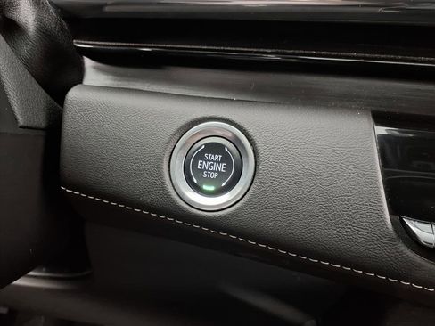 Used 2024 Cadillac Escalade ESV Premium Luxury image 7