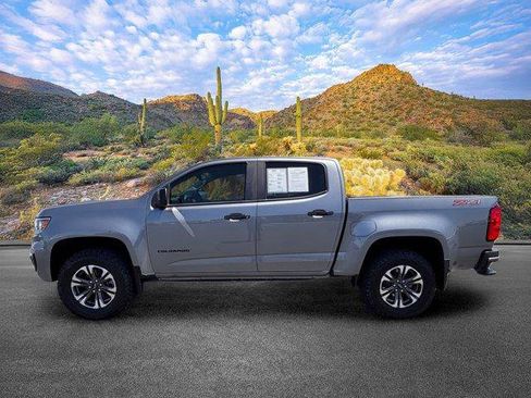 Used 2021 Chevrolet Colorado Z71 AWD/4WD image 8