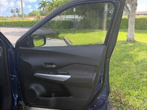 Used 2018 Nissan Kicks SV w/ Exterior Electronics Package image 14