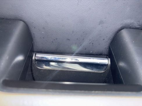 Used 2024 Ford Expedition Limited image 28